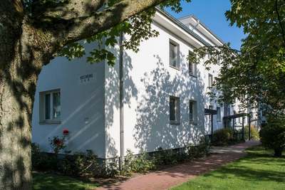 2-Zimmer-Wohnung mit Einbauküche und Vinyl · frei ab 01.12.2026