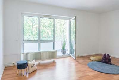 inmitten der City gelegene 2-Raum-Wohnung mit Balkon · frei ab 15.10.2026
