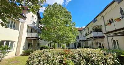 2-Zimmer-Wohnung · LANGENZERSDORF X · Top 18