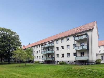 Gemütliche 2,5-Zimmer-Wohnung mit Tageslichtbad und Balkon