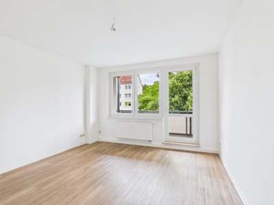 3-Raum-Wohnung mit Balkon auf dem Kapellenberg