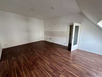 Leipzig Lindenau 3 Zimmer Wohnung im Dachgeschoss