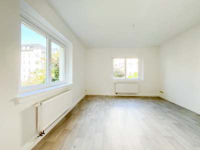 Kompakt, cool, dein – kleines Zuhause mit Einbauküche!