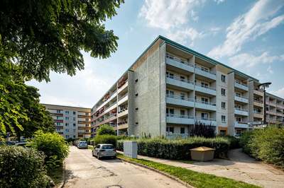 Gemütliche 4-Zimmer-Wohnung in Hellersdorf - ab sofort!