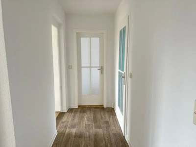 3-Raum-Wohnung mit Balkon zur Mulde · Dessau-Innenstadt/Mitte · Verfügbarkeit: sofort