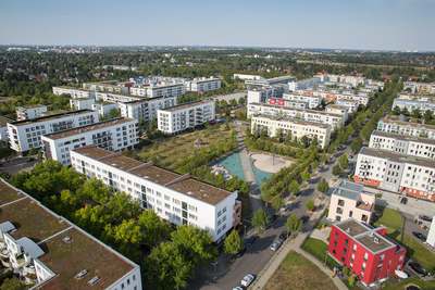 Großzügige 3 Zimmerwohnung in der Lieselotte-Berger-Str. 45, 4.OG, LI