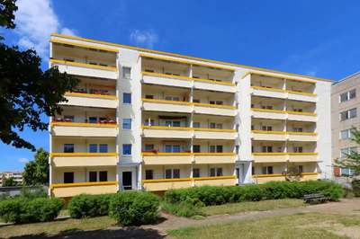 2-Raum-Wohnung mit Balkon und Aufzug in Roßlau · Roßlau · Verfügbarkeit: sofort