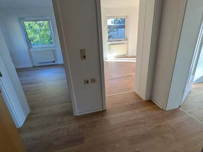 KO-Pfaffendorfer Höhe - schöne 2 Zimmer-Wohnung mit großem Balkon
