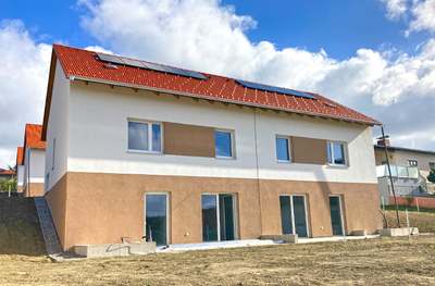 4-Zimmer-Reihenhaus · Anton-Reich-Straße 14 · Top 6