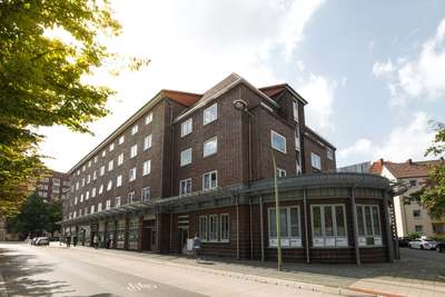 3-Zimmer-Wohnung in zentraler Lage von Bremerhaven-Geestemünde · frei ab 01.12.2026 · Genossenschaft – Mitgliedschaft erforderlich · Genossenschaftsanteile 1.240,00 €