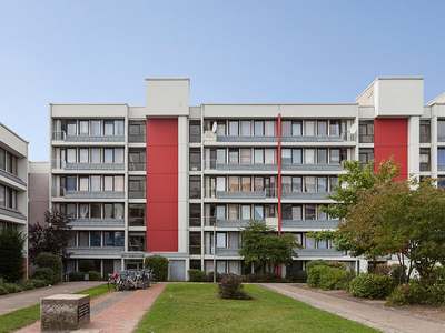 Frisch modernisiert und renoviert: 2,5 Zimmer-Wohnung