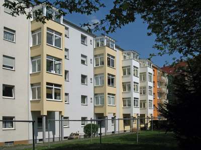 3-Zimmer-Wohnung mit Balkon im 4. Stock (ohne Aufzug) · frei ab 01.12.2026