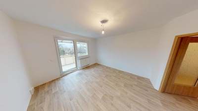 Nahe des Stadtparks gelegene 2-Raum-Wohnung mit Balkon