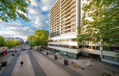 WBS erforderlich. Für Singles am Mehringplatz