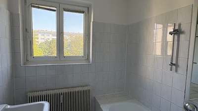 2-Zimmer-Wohnung mit Loggia, Top 6