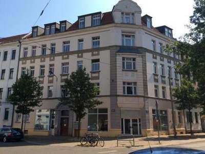 Lichtdurchflutete 2-Raum-Wohnung in zentraler Lage