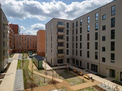 Schicker Neubau im Erstbezug im Gartenfeld mit Fußbodenheizung / WBS 180