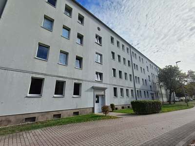 Frisch sanierte 2-Zimmerwohnung im Erdgeschoss - EG links