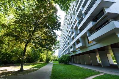 Tolle 2 Zimmer-Wohnung mit Blick über Stuttgart · frei ab 01.01.2027