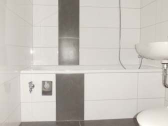3 Zimmer mit Balkon