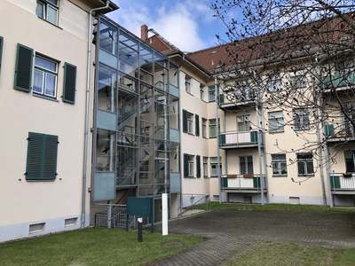 Tolle Altbauwohnung - zugreifen und 2 Mieten sparen