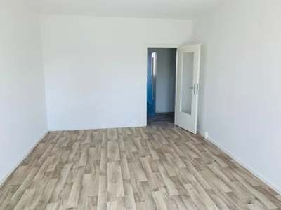 4-Raumwohnung mit Balkon in luftiger Höhe · frei ab 15.09.2026