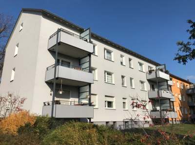 Zuhause in Frankfurt-Unterliederbach: 3-Zimmer-Wohnung mit Balkon und Keller · frei ab 01.12.2026