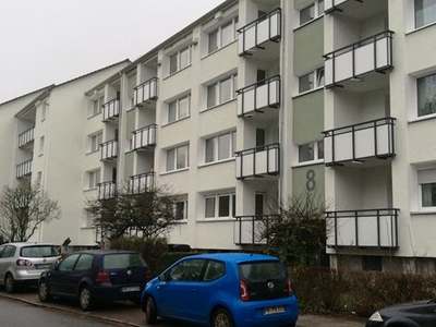 Helle 3-Zimmer-Wohnung mit Balkon