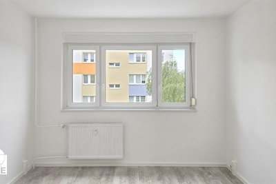 Weitblick inklusive: Frisch renoviertes Wohlfühldomizil im 4. Obergeschoss