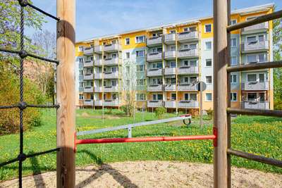 3-Raum-Wohnung, Weitblick 38 · Eckersbach · 4. OG · zzgl. Genossenschaftsanteile · Verfügbarkeit: sofort
