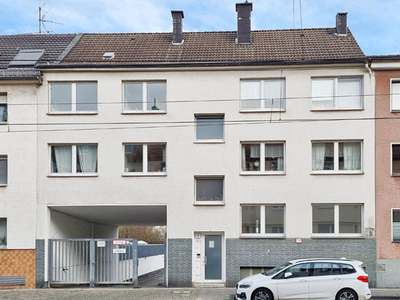 Gemütliche 2.5 Zimmer Wohnung mit Balkon