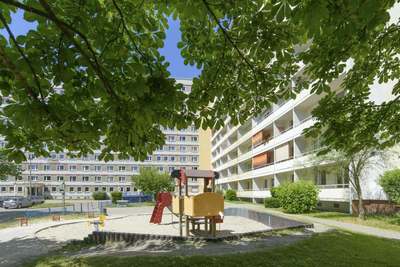 bezugsfertige 3-Raumwohnung mit Balkon und Aufzug · sofort beziehbar