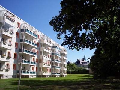 2-Raum-Wohnung mit Balkon · frei ab 01.12.2026