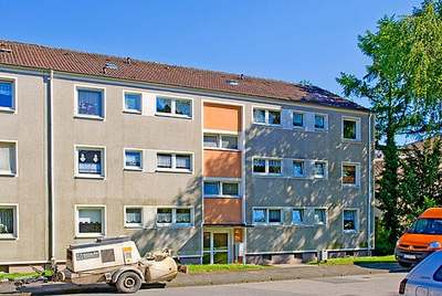 Renovierte 3-Zimmer-Balkonwohnung mit neuem Wannenbad