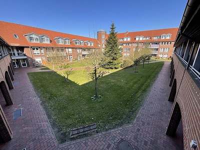 Wir renovieren für Sie! 2-ZKB-Wohnung in gepflegter Wohnanlage in Heppens zu vermieten! · frei ab 01.11.2026