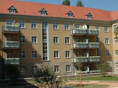 2 Raum-Whg. m. Badewanne ab 16.10.2026
