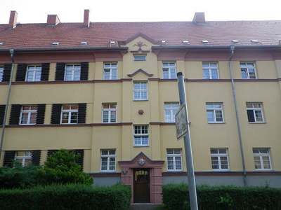 Familienfreundliche 3 Zimmer Wohnung mit Balkon