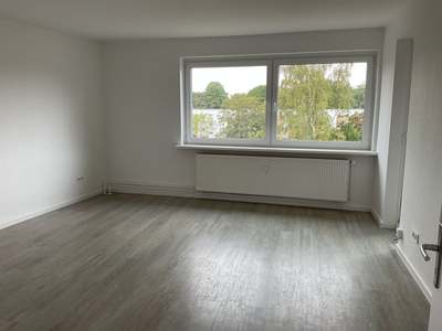 Moderne 3-Zimmer-Wohnung mit Balkon