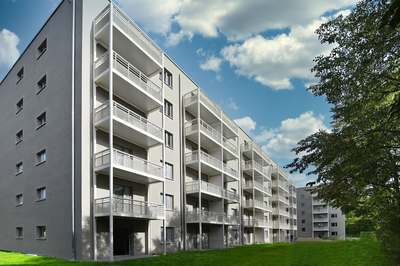 5-Raum-Wohnung - Schwarzheider Str. 29, 5.OG (einkommensabhängige Vermietung ohne WBS)