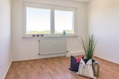 4-Raum-Wohnung mit Balkon · frei ab 01.11.2026