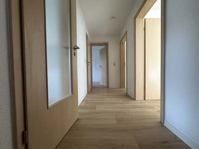 Zentrumsnahe 3-Zimmer-Wohnung im 2. OG – Modern saniert & Top-Grundriss! · Zentrumsnähe · 2. Etage