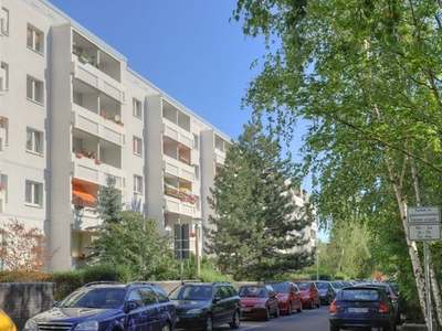3-Zi im 2.OG / Etage 3 von 5 / Badewanne / Keller / kautionsfrei