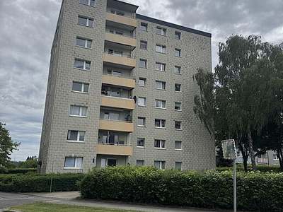 Ankommen & wohlfühlen  2-Zimmer-Wohnung mit neuen Laminatboden für Singles und Paare