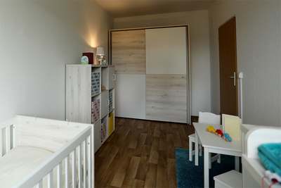 Ruhige Lage und schöne Aussicht! · 4. Etage · Genossenschaft · Genossenschaftsanteile: 1.440,00 € · Eintrittsgeld: 50,00 € · Verfügbarkeit: sofort