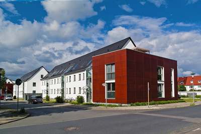 Attraktive 3-Zimmer-Wohnung in Citynähe mit Dachterrasse und Einbauküche · frei ab sofort