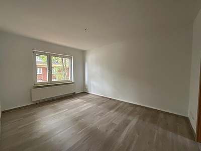 Schöne 3-Zimmer-Wohnung in Hochparterre mit geräumigem Wannenbad in Wilhelmshaven City! Bezugsfertig