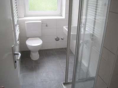 Top ! Sanierte /Renovierte 3-Zimmer-Citywohnung in grüner Lage