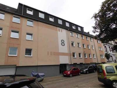 1-Raum-Appartement mit Balkon in top Lage direkt am Isenbergplatz