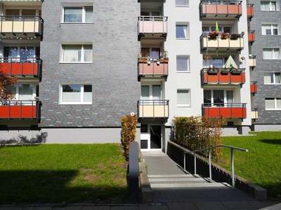 Frisch sanierte große 2-Zimmer-Wohnung mit Balkon