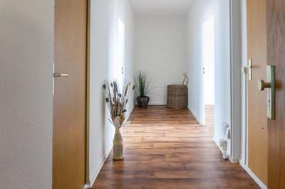 Ebenerdig erreichbare 3-Raum-Wohnung mit Balkon · frei ab 01.11.2026